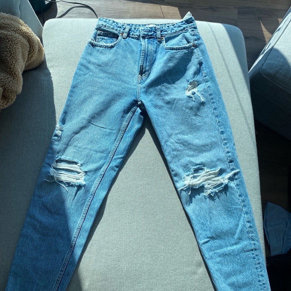 Mom fit ripped jeans